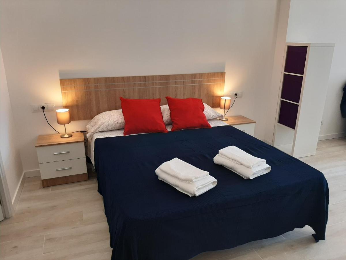 Malaga Velarde Center Apartment Exterior foto